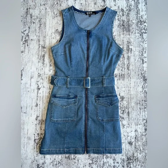 NWOT! Rewash Blue Denim Zip Front BodyCon TankTop Jean Dress with Belt Medium - Picture 1 of 7